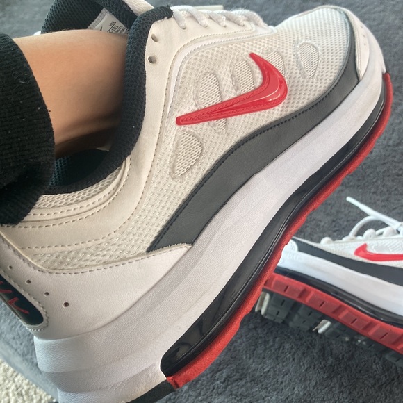 Air max - Picture 2 of 3